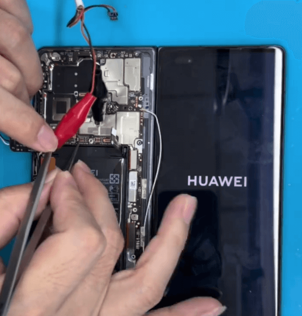 cómo reparar huawei mate x2 carga a humo y no puede arrancar problema huawei mate x2 reparación
