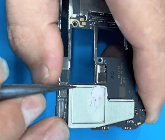 reparación de problemas de arranque en huawei mate 20 pro causados por problemas de soldadura de la cpu CPU Kirin 980