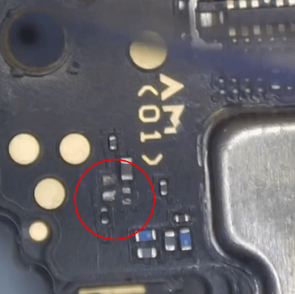 cómo reparar el daño por agua de mar y el problema de arranque del Huawei P50 Pocket: una guía paso a paso Daños por agua de mar en HUAWEI P50 Pocket