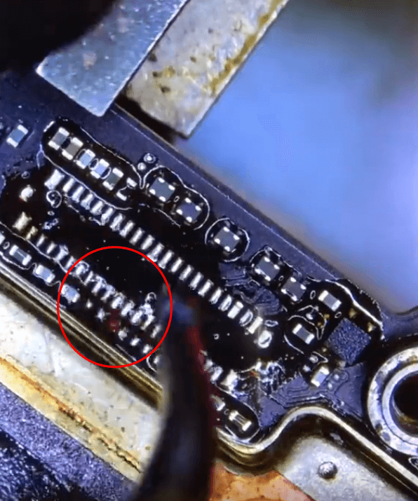 xiaomi mi 10 non visualizza il problema di riparazione 07 rimuovere il connettore e i piccoli componenti intorno al CR6400