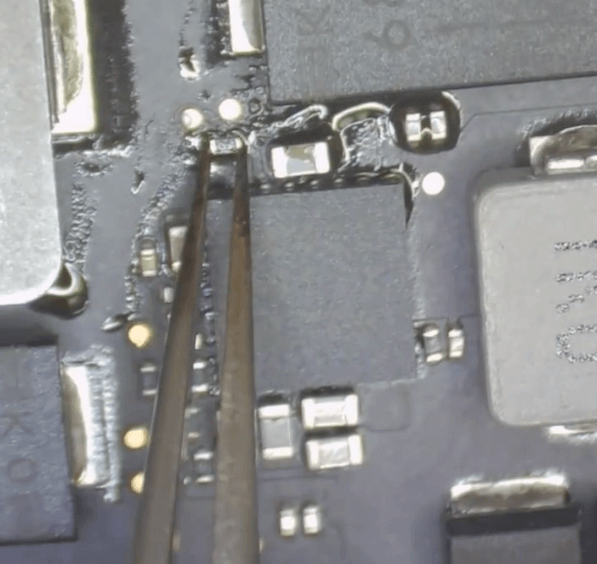 riparazione del macbook a2337 senza problemi di retroilluminazione 11 sostituirlo con uno nuovo