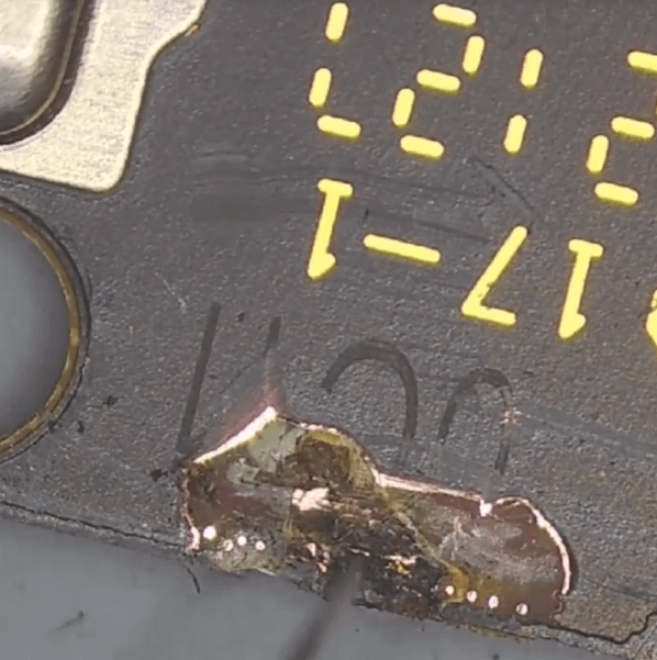 huawei mate x2 reparación de daños causados por el agua de mar (i) 14 Rascar las capas