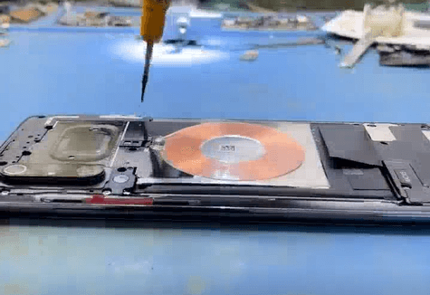 xiaomi mi 9 no se enciende problema de reparación 1 La cubierta trasera se ha sustituido antes de