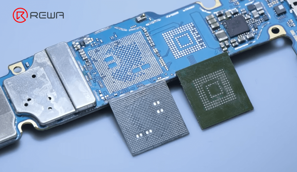 samsung s10 recupero dati da scheda incrinata Pulire la colla e lo stagno sui tamponi di incollaggio