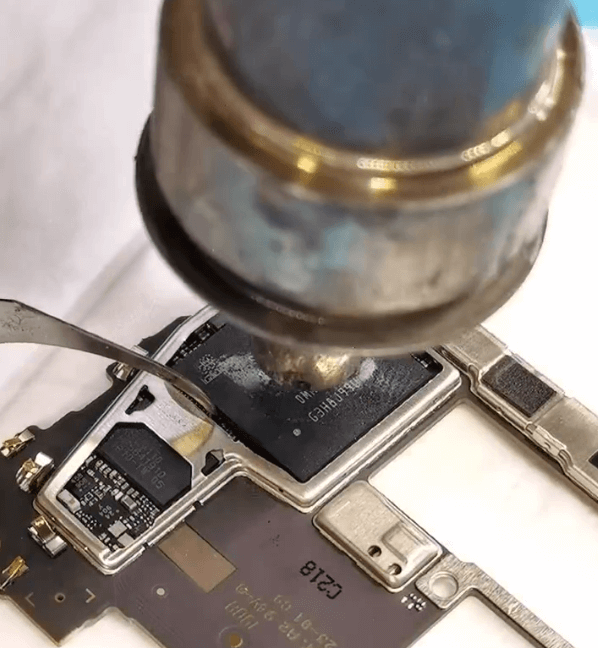 reparación de problemas de arranque en huawei mate 20 pro causados por problemas de soldadura de la cpu problema de arranque del Huawei Mate 20 Pro