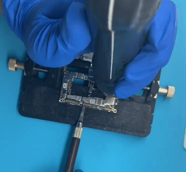 Huawei Mate 40 Pro kein Bild durch Sturzschaden HUAWEI Mate 40 Pro Kein Display