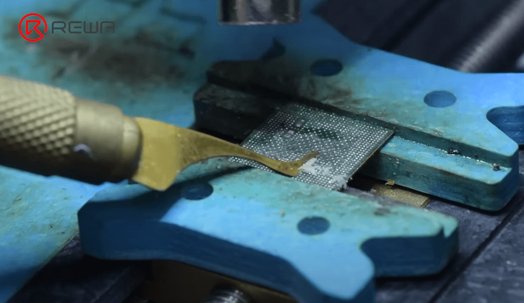 samsung s10 recupero dati da scheda incrinata Rimuovere la colla dalla RAM