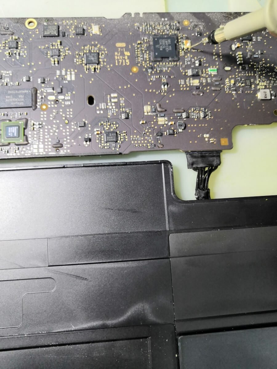 macbook a1466 versión 2015 la batería se caía muy rápido macbook1466 batería 66