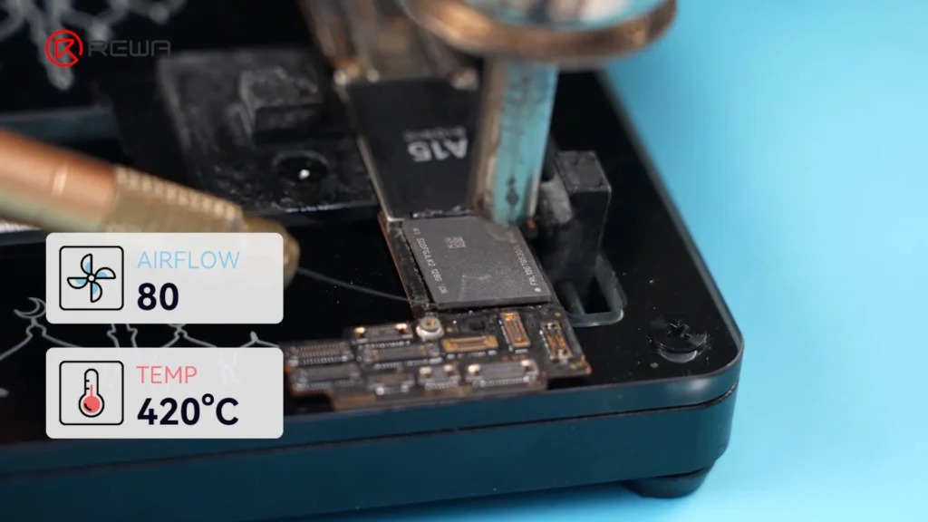 iphone 12 und höher Modelle wifi Chip Reparatur: eine Schritt-für-Schritt-Anleitung Nand-Chip entfernen 02 1
