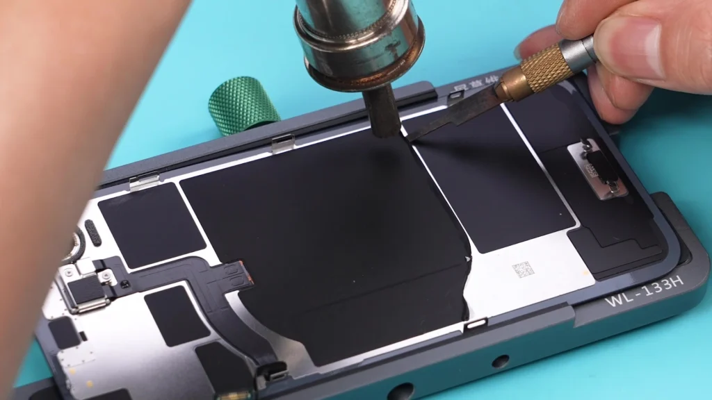 Aggiornamento iPhone 16e: come aggiungere 512 gb di memoria e magsafe a soli $46 coperchio posteriore termico 1