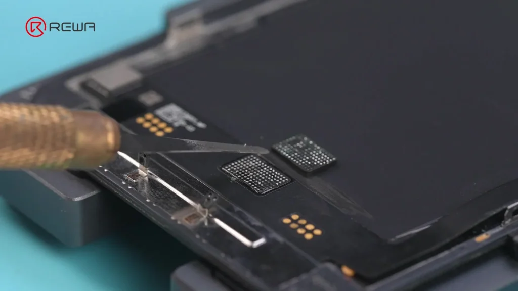 la primera pantalla aftermarket que pasa ios 18.3 repair assistant sin ic swap palanca para levantar ic 1