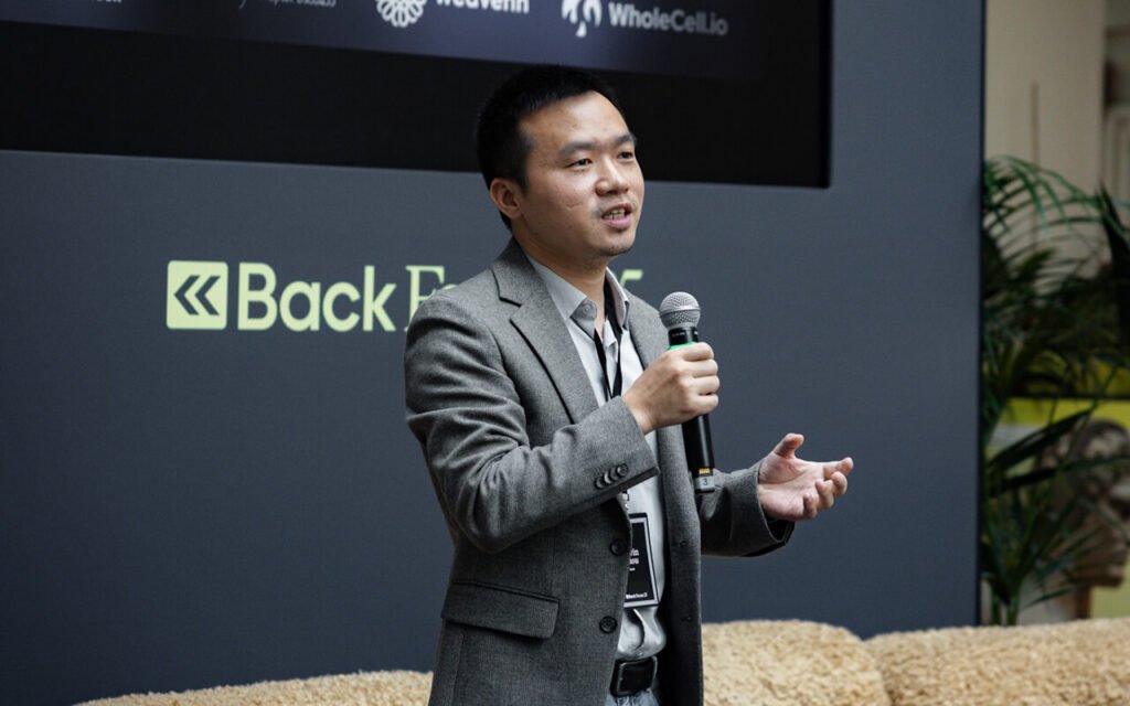 rewa showcases aftermarket screen replacement solutions at the 4th back forum rewa ceo at back forum